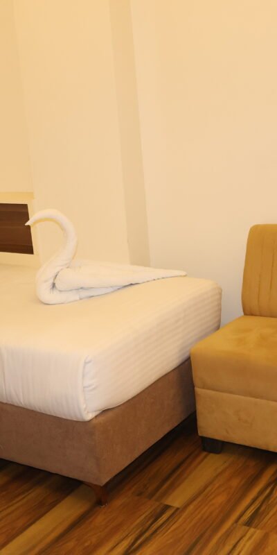 Best Hotel Near Assi Ghat, Varanasi – Rooms & Price Guide 